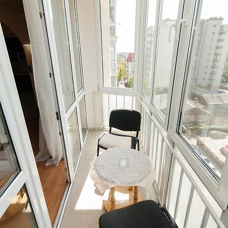 Apartamento Elite Rent Anestiade Chisináu Exterior foto